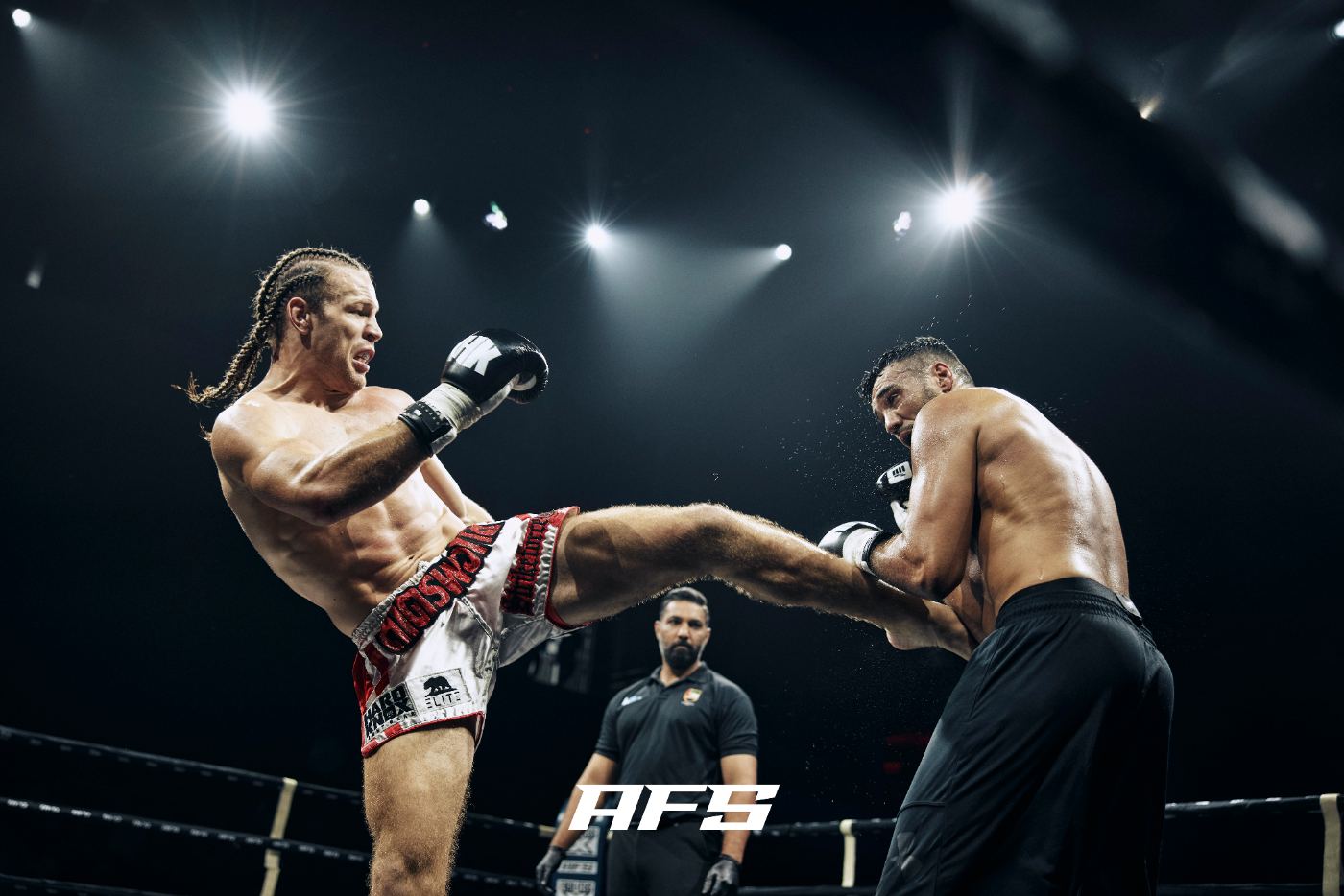 Jayden Eynaud fight photo